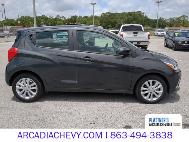 2017 Chevrolet Spark 1LT LT photo 3
