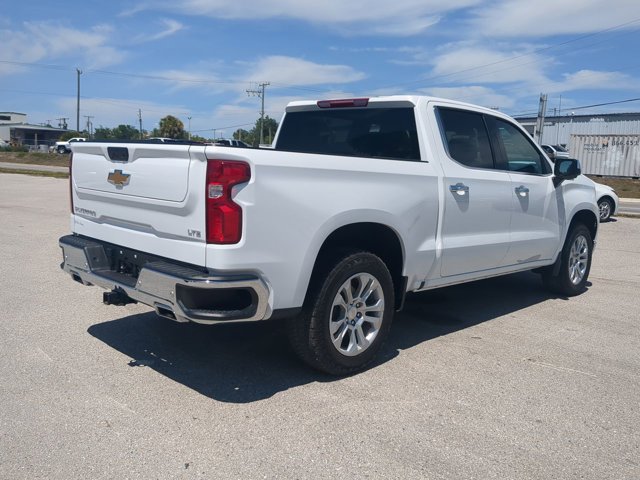 2023 Chevrolet Silverado 1500 LTZ photo 4