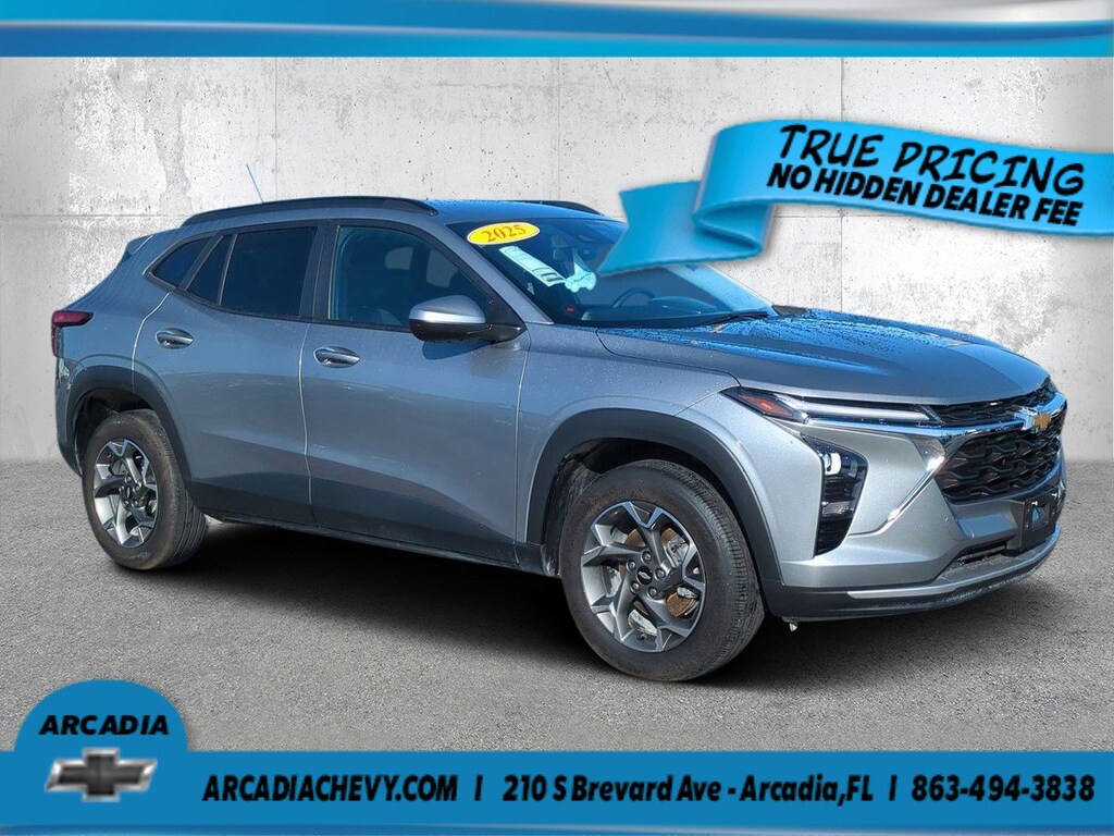 Used 2025 Chevrolet Trax LT FWD LT