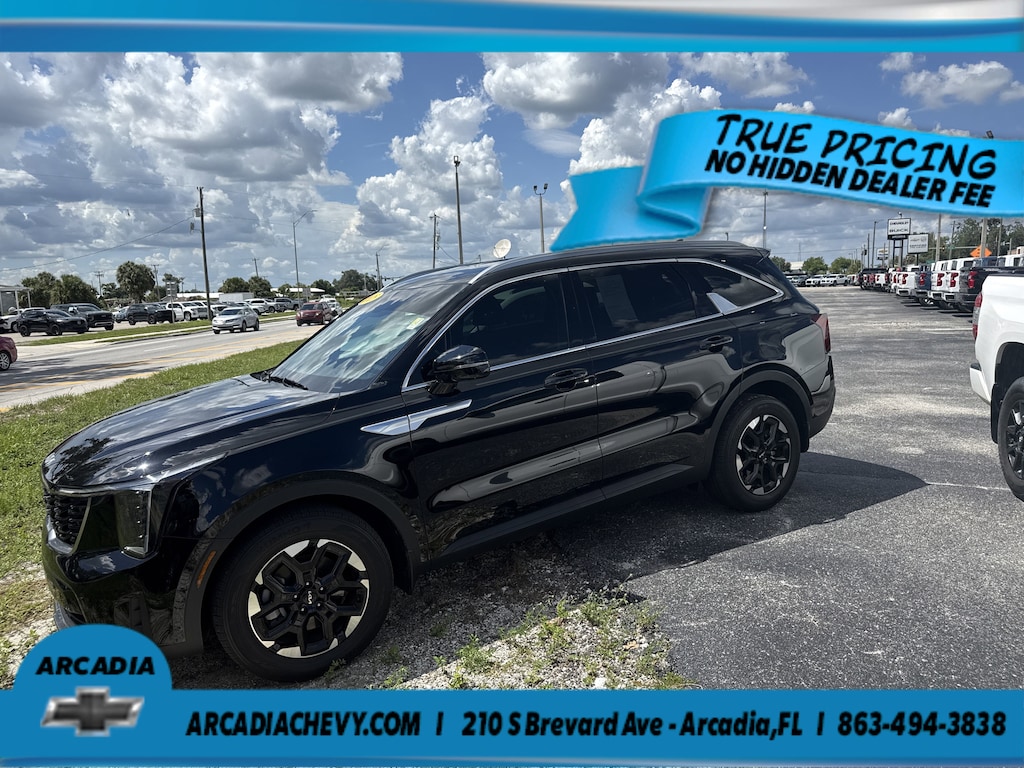 Used 2025 Kia Sorento S S FWD