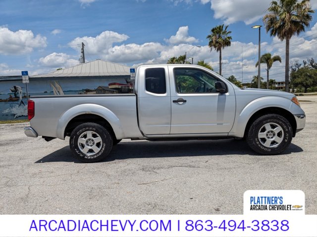 2008 Nissan Frontier SE photo 3
