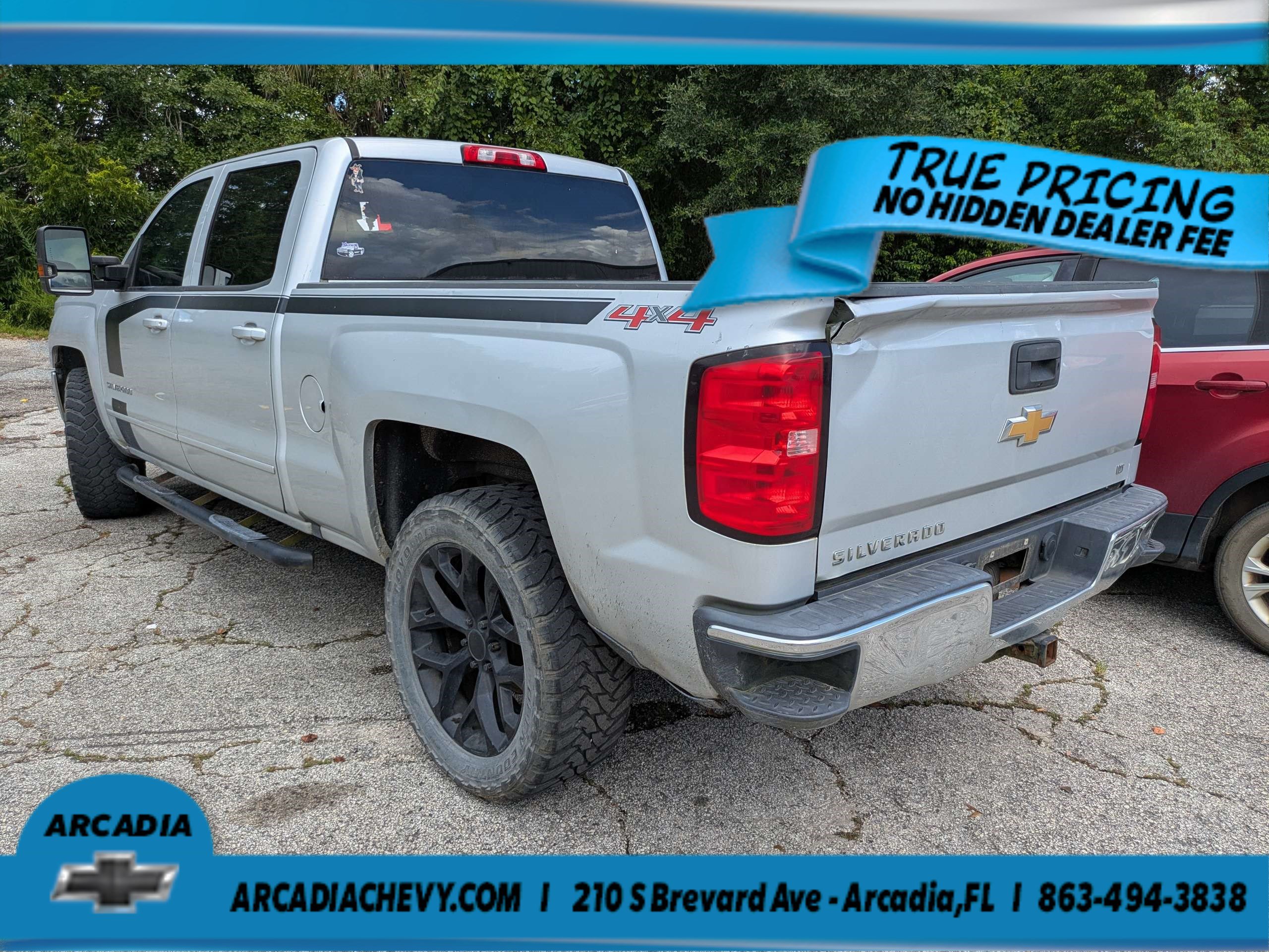 Used 2017 Chevrolet Silverado 1500 LT 4WD Crew Cab 153.0 LT w/1LT