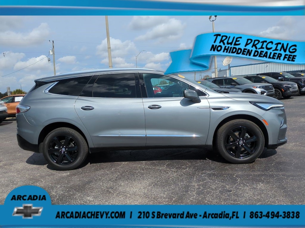 Used 2024 Buick Enclave Essence FWD Essence