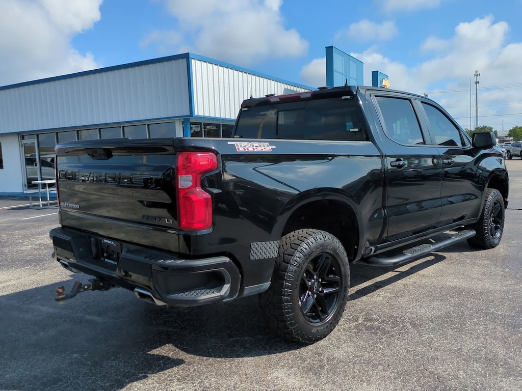 Used 2022 Chevrolet Silverado 1500 LT Trail Boss 4WD Crew Cab 147 LT Trail Boss