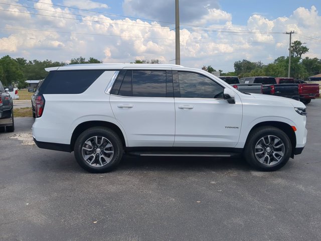 2022 Chevrolet Tahoe LT photo 3