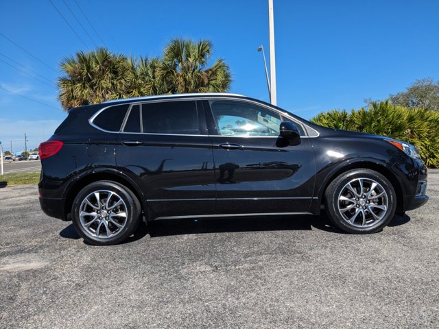2020 Buick Envision Essence photo 3