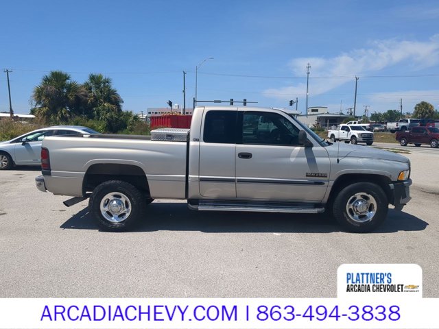 2001 Dodge Ram photo 3
