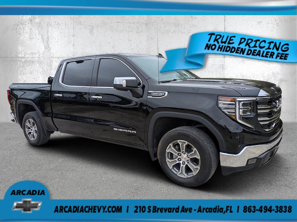 Used 2024 GMC Sierra 1500 SLT 4WD Crew Cab 147 SLT