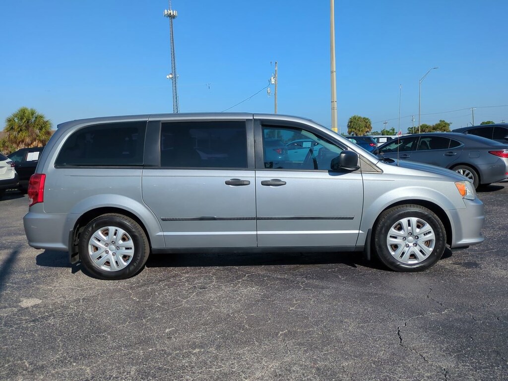 Used 2014 Dodge Grand Caravan American Value Pkg Wagon
