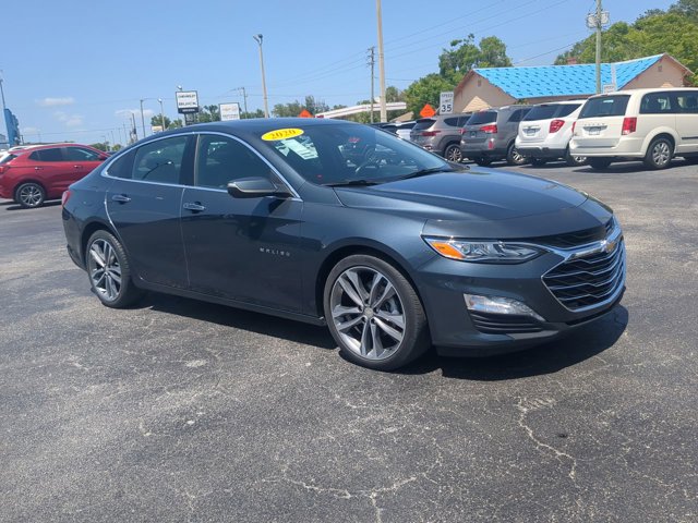 2020 Chevrolet Malibu Premier photo 2