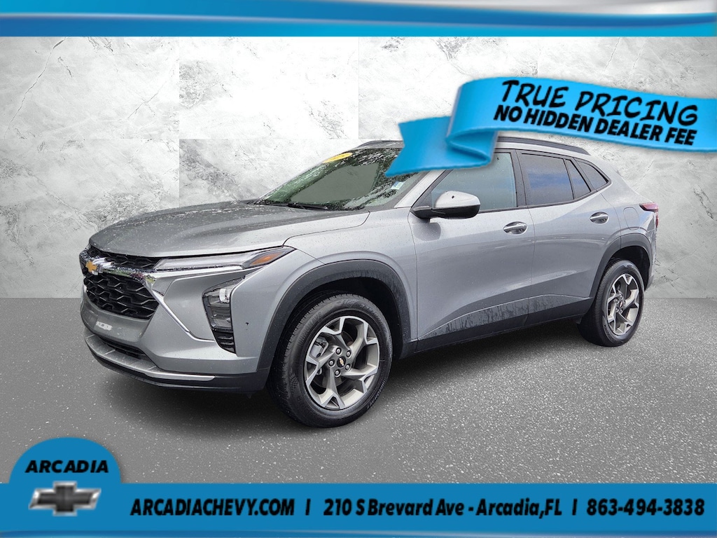 Used 2025 Chevrolet Trax LT FWD LT