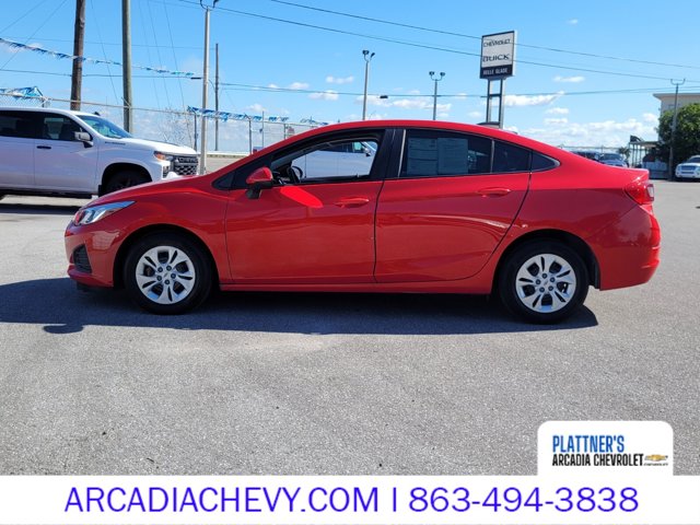 Used 2019 Chevrolet Cruze LS with VIN 1G1BC5SM1K7111821 for sale in Chiefland, FL