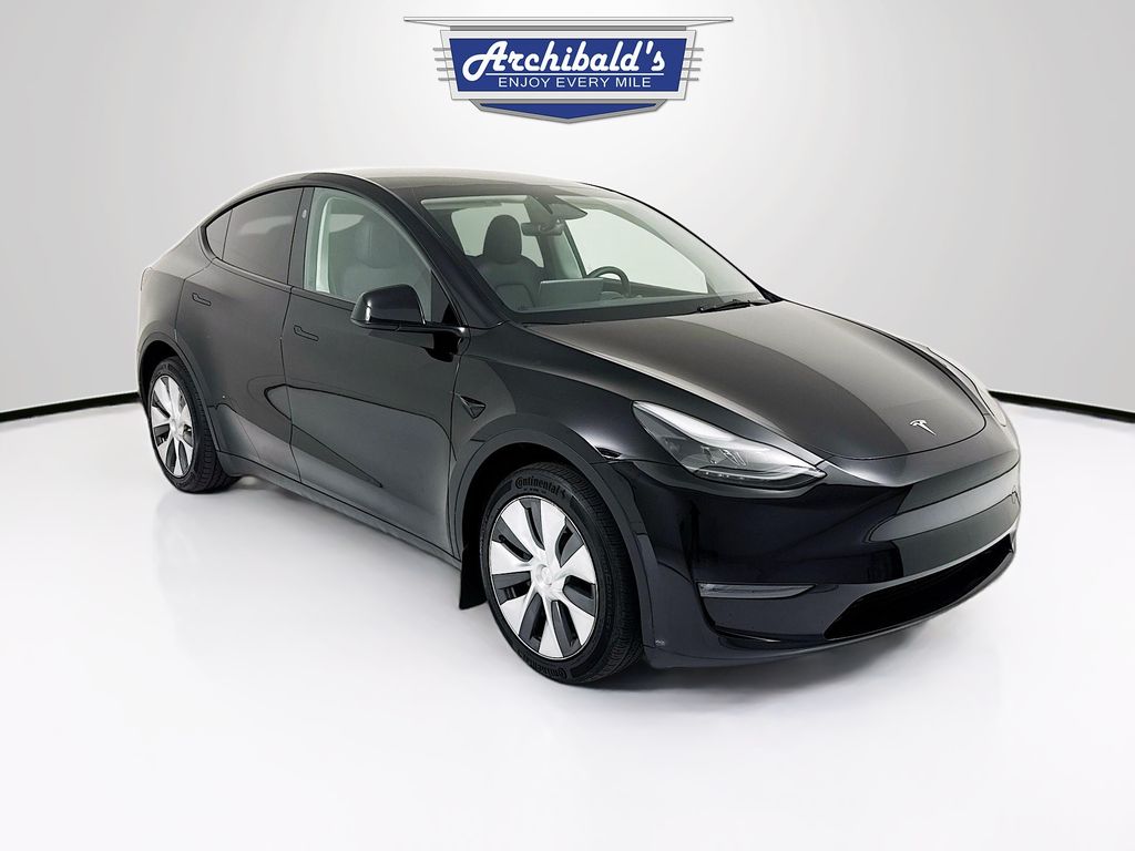 2023 Tesla Model Y Long Range Dual Motor All-Wheel Drive's photo