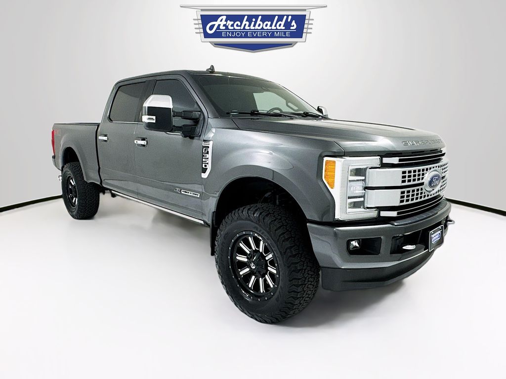 2019 Ford F-350 Platinum 4x4 Crew Cab 160 in SRW's photo