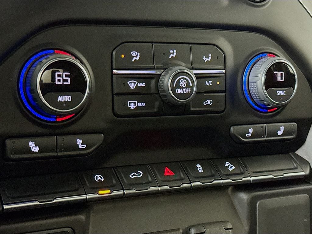 2021 Chevrolet Silverado 1500 RST - Photo 16