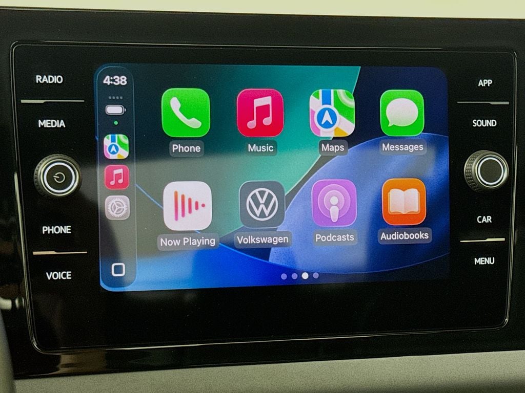 2025 Volkswagen Jetta SE - Photo 15