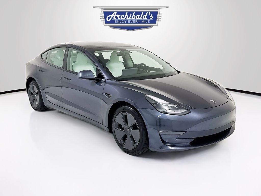 2021 Tesla Model 3 Long Range Dual Motor All-Wheel Drive's photo