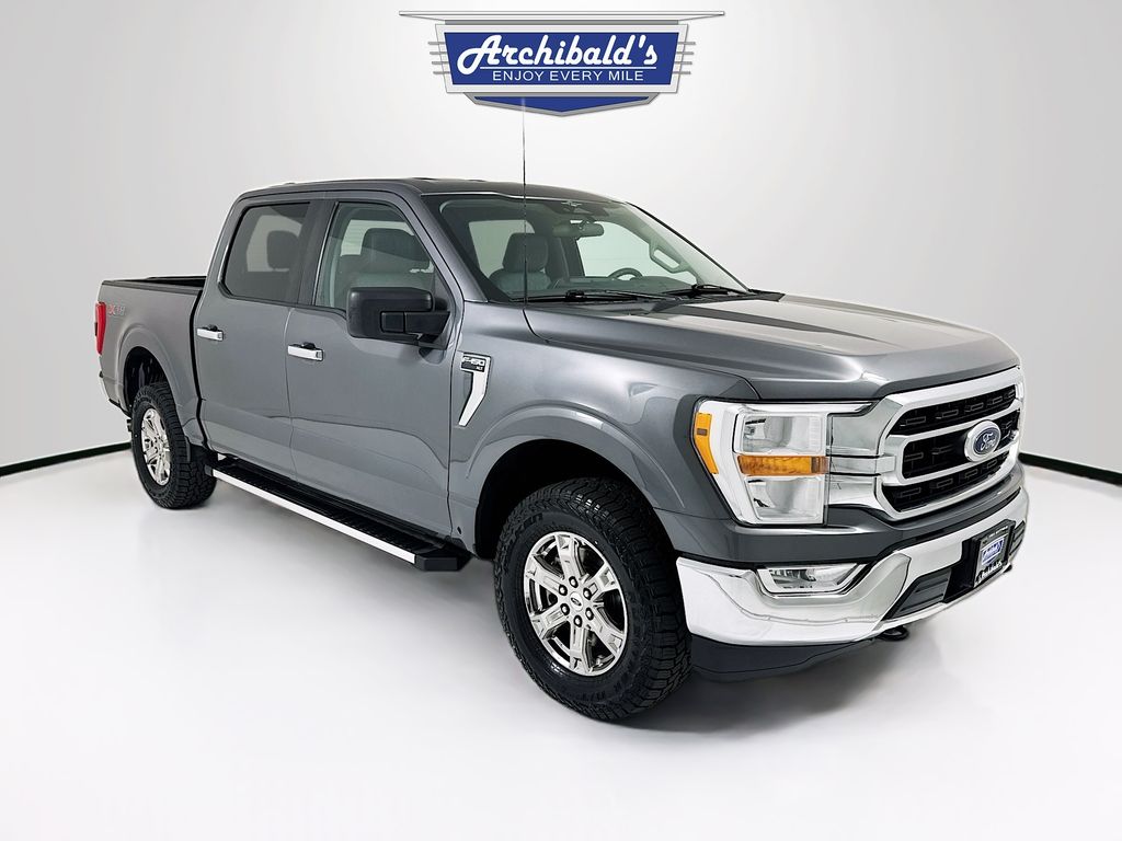 2023 Ford F-150 XLT 4x4 SuperCrew 145 in's photo