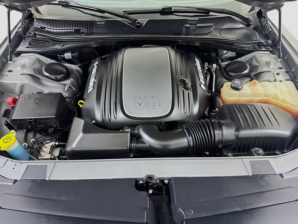 2017 Dodge Challenger R/T - Photo 27