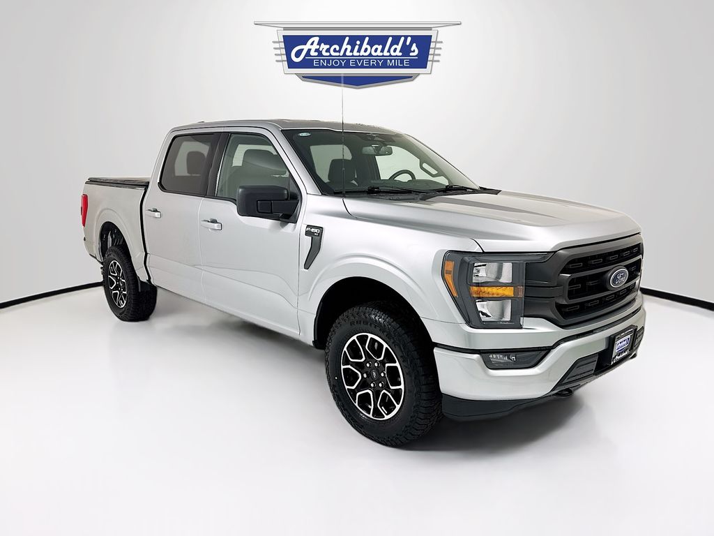 2023 Ford F-150 XLT 4x4 SuperCrew 145 in's photo
