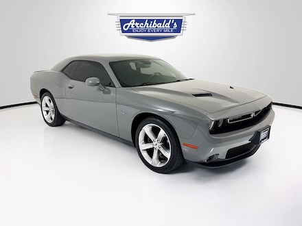 2017 Dodge Challenger R/T Coupe