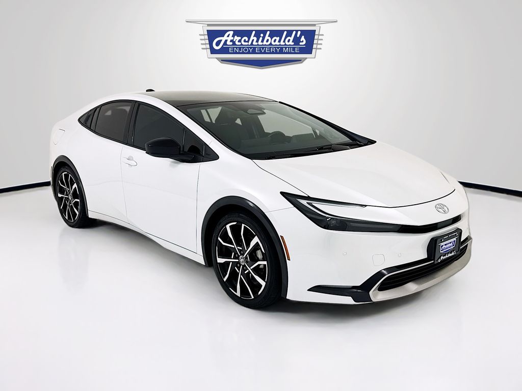 2024 Toyota Prius Prime XSE Premium's photo