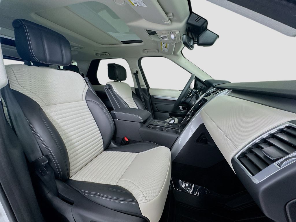 2025 Land Rover Discovery Dynamic SE - Photo 27