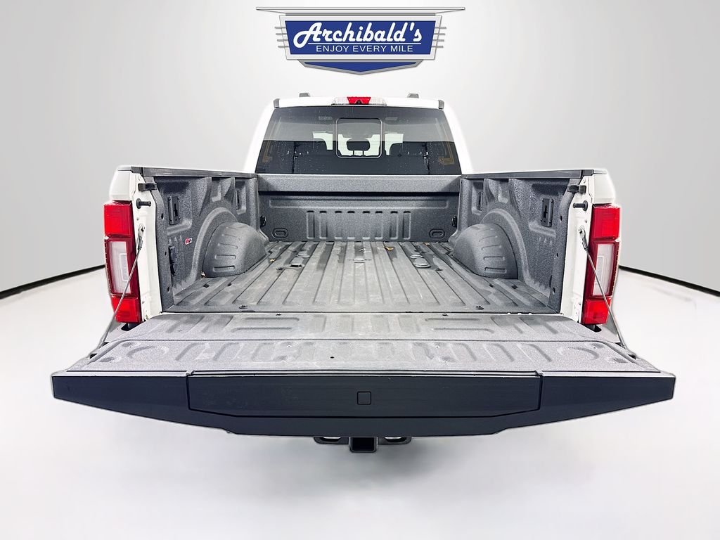 2022 Ford F-350 Super Duty Platinum - Photo 22