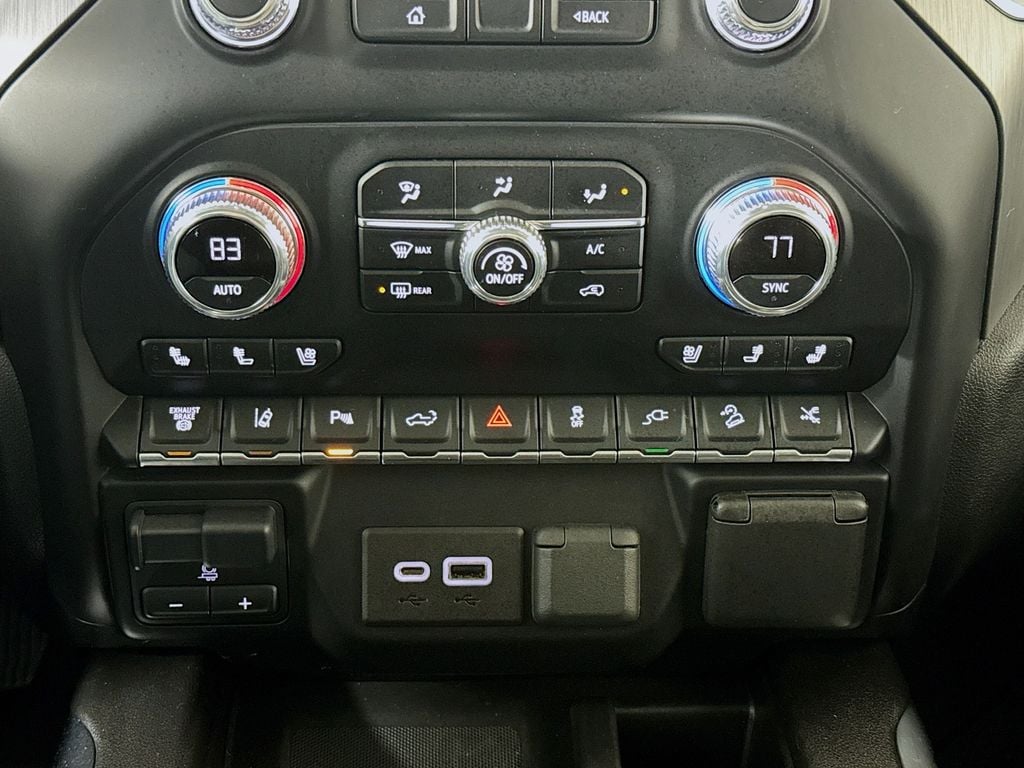 2022 GMC Sierra 3500HD Denali - Photo 17