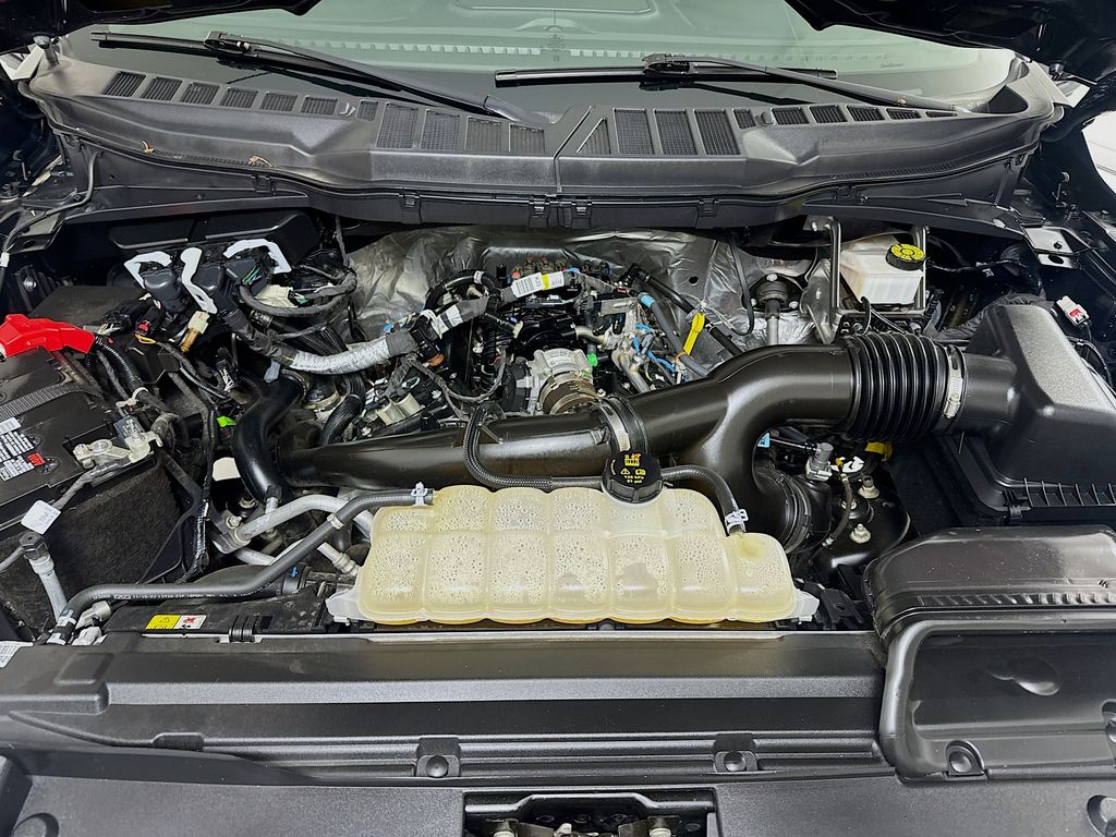 2024 Ford F-150 XLT - Photo 27