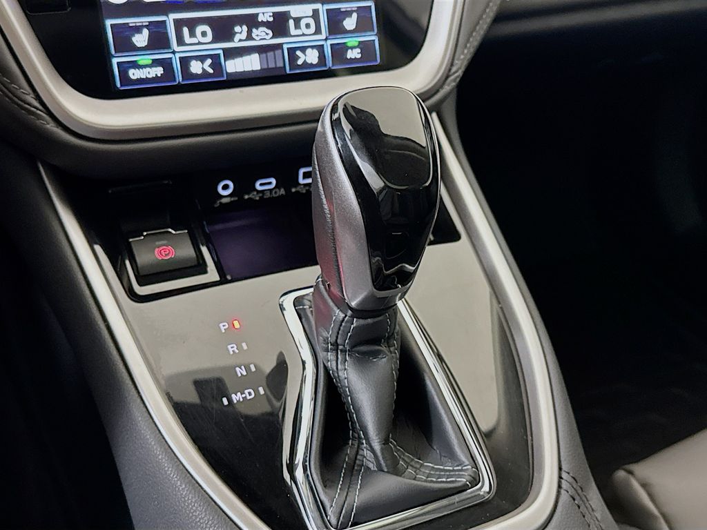 2025 Subaru Outback Onyx Edition - Photo 18