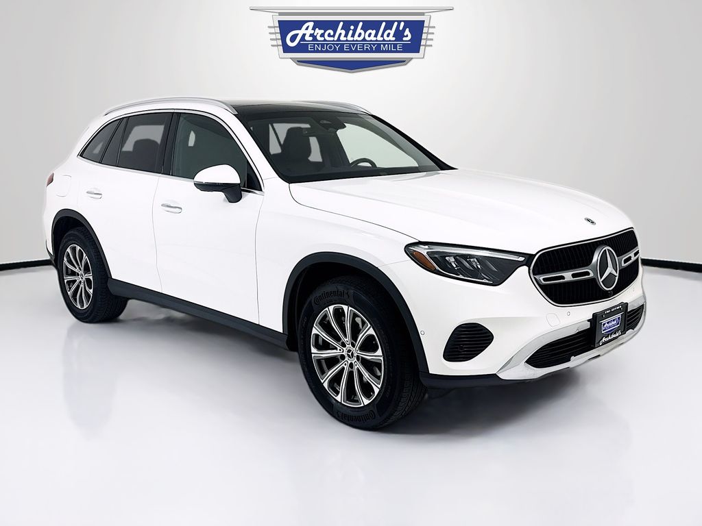 2024 Mercedes-Benz GLC GLC 300 4MATIC's photo