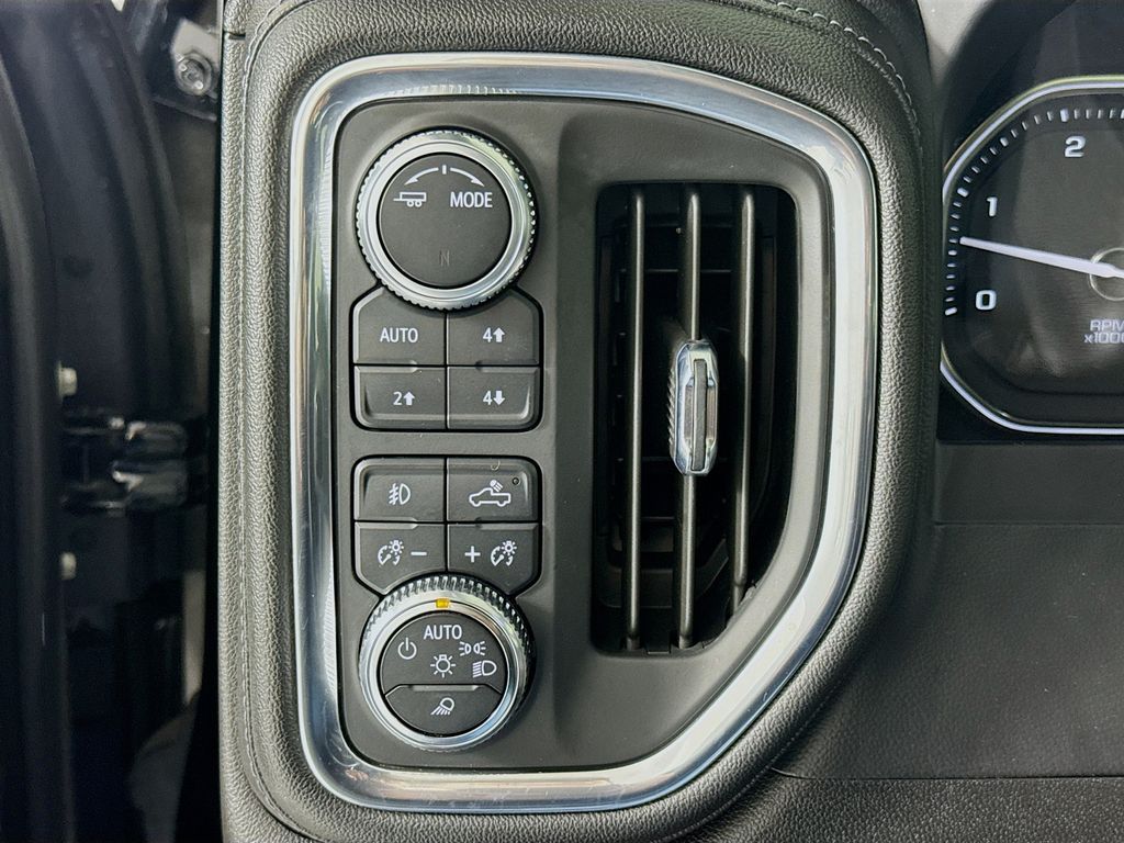 2022 GMC Sierra 3500HD Denali - Photo 9