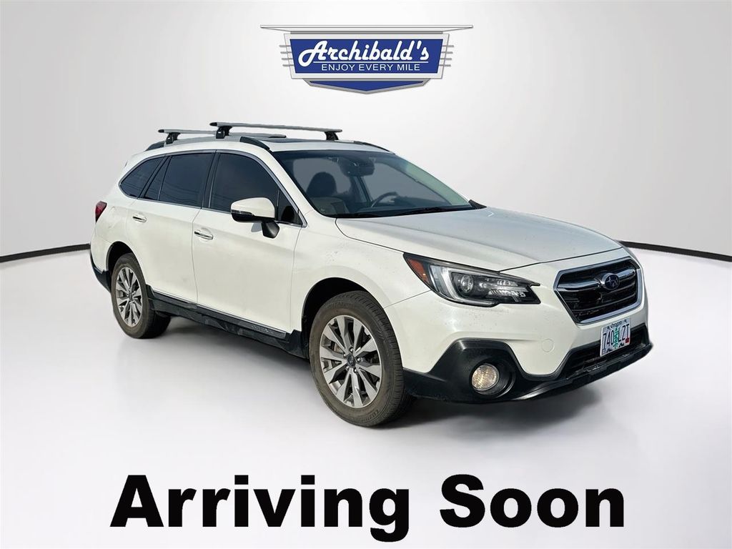 2018 Subaru Outback 3.6R Touring's photo