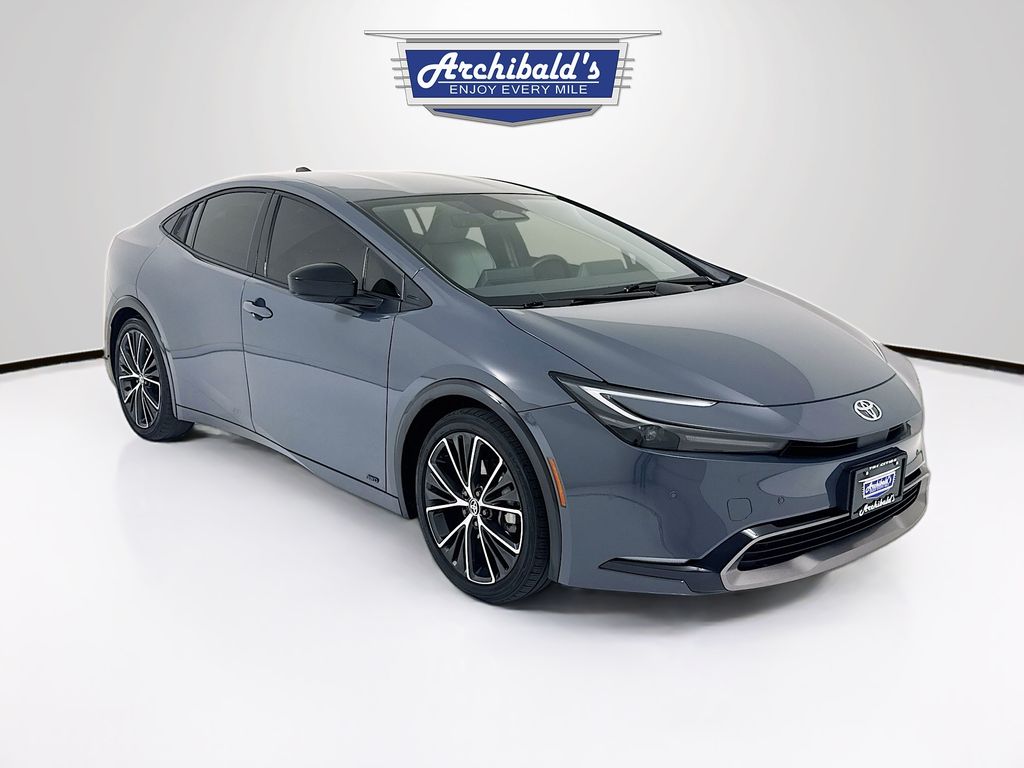 2023 Toyota Prius XLE AWD's photo