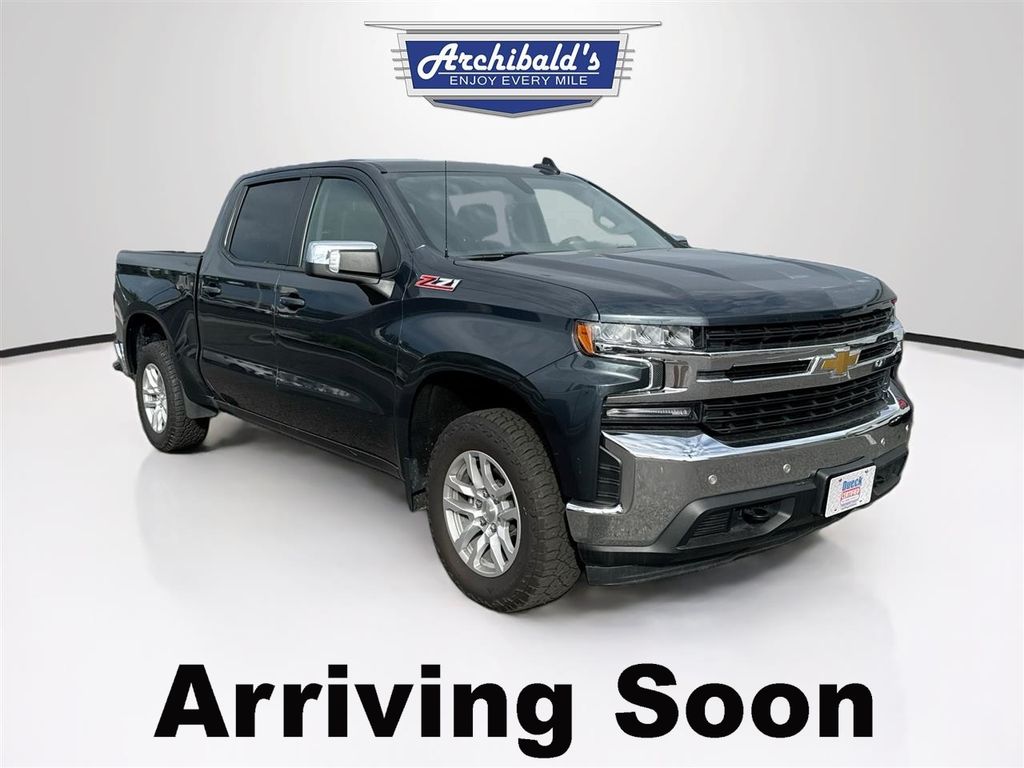 2022 Chevrolet Silverado 1500 LT 4WD Crew Cab Short Box's photo