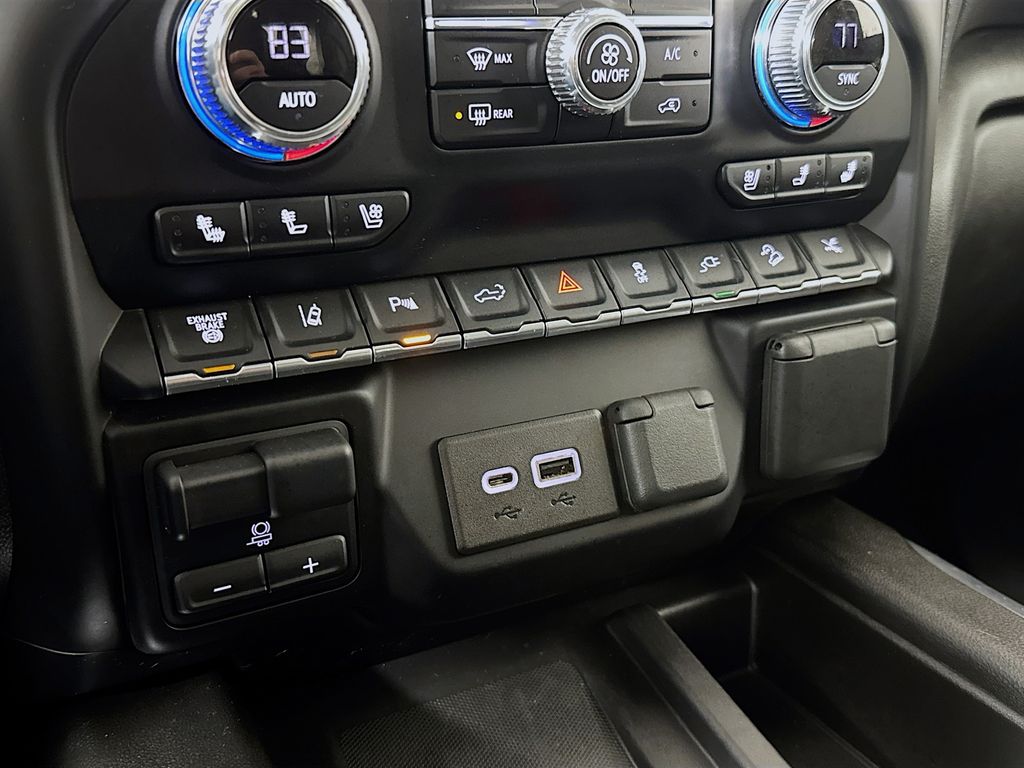 2022 GMC Sierra 3500HD Denali - Photo 18