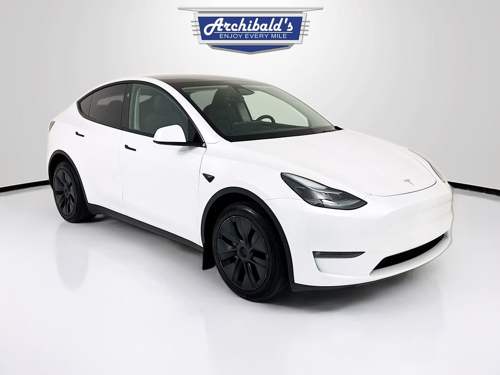 2024 Tesla Model Y Long Range Dual Motor All-Wheel Drive's photo