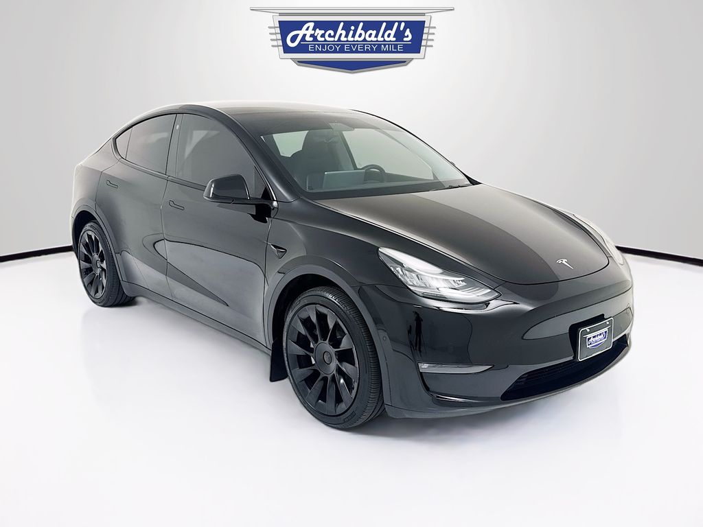 2021 Tesla Model Y Long Range Dual Motor All-Wheel Drive's photo