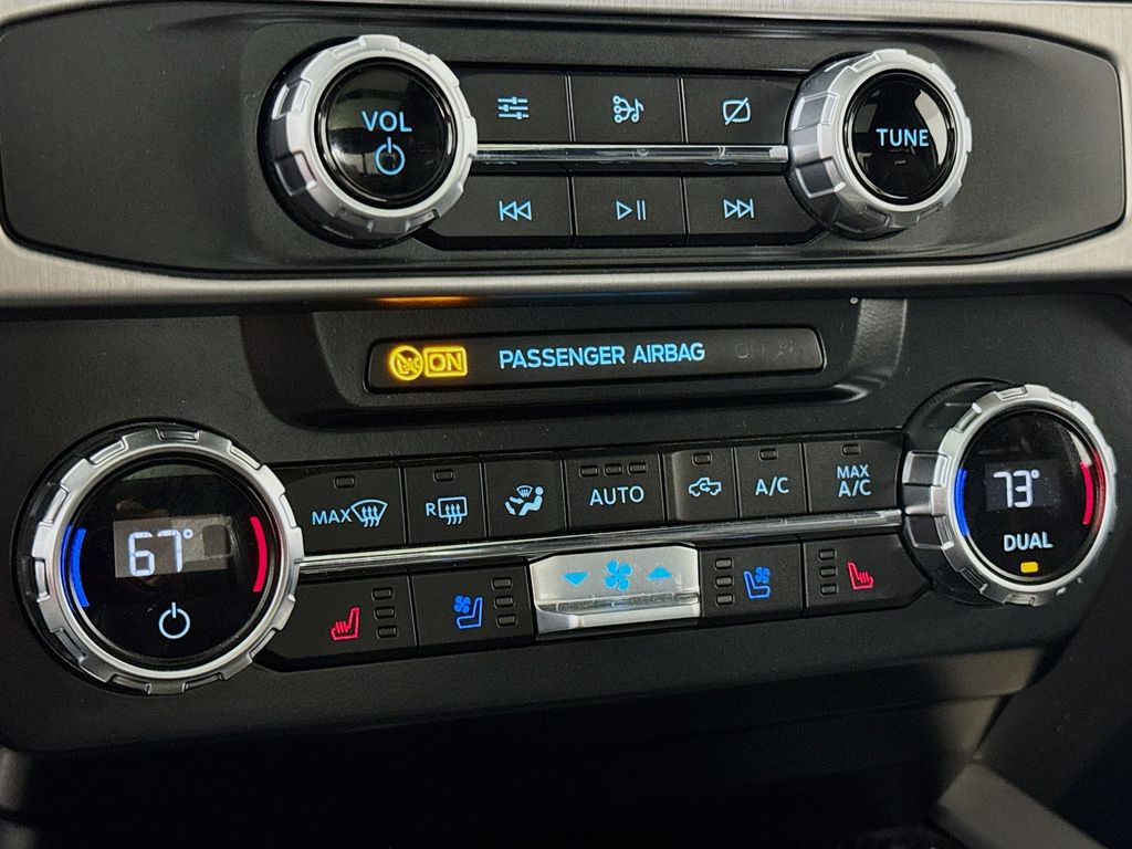 2022 Ford F-350 Super Duty Platinum - Photo 14