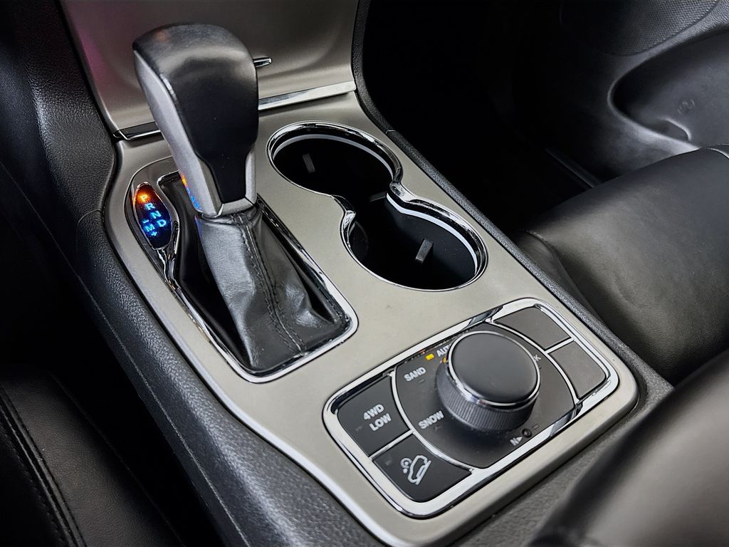 2020 Jeep Grand Cherokee Limited - Photo 16