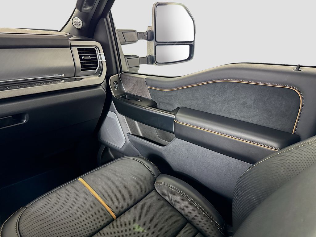 2024 Ford F-350 Super Duty Platinum - Photo 21