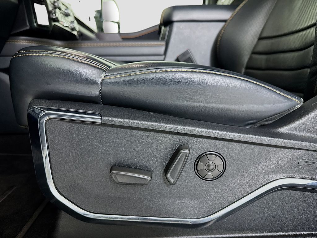 2024 Ford F-350 Super Duty Platinum - Photo 16