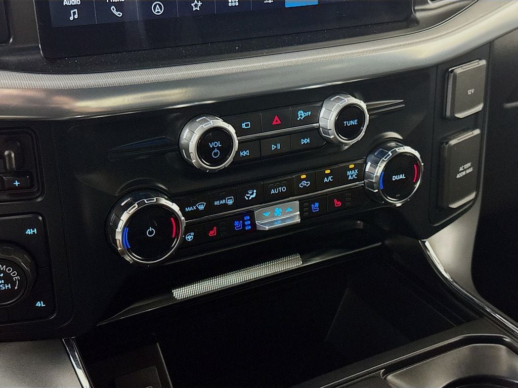 2025 Ford F-150 Lariat - Photo 18