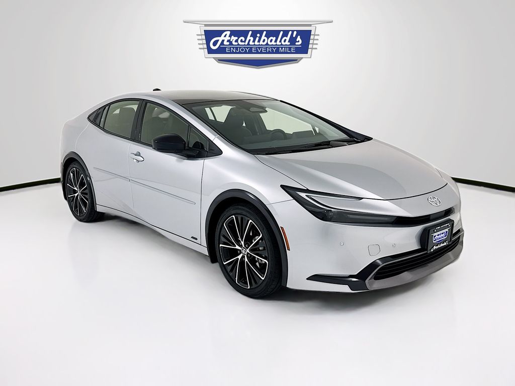 2024 Toyota Prius XLE AWD's photo