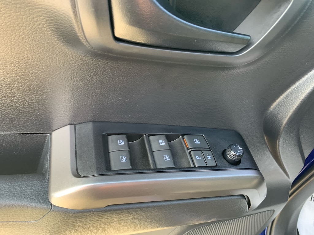 Used 2022 Toyota Tacoma SR5 Double Cab 5 Bed V6 AT (Natl) Double Cab 5 Bed V6 AT (Natl)