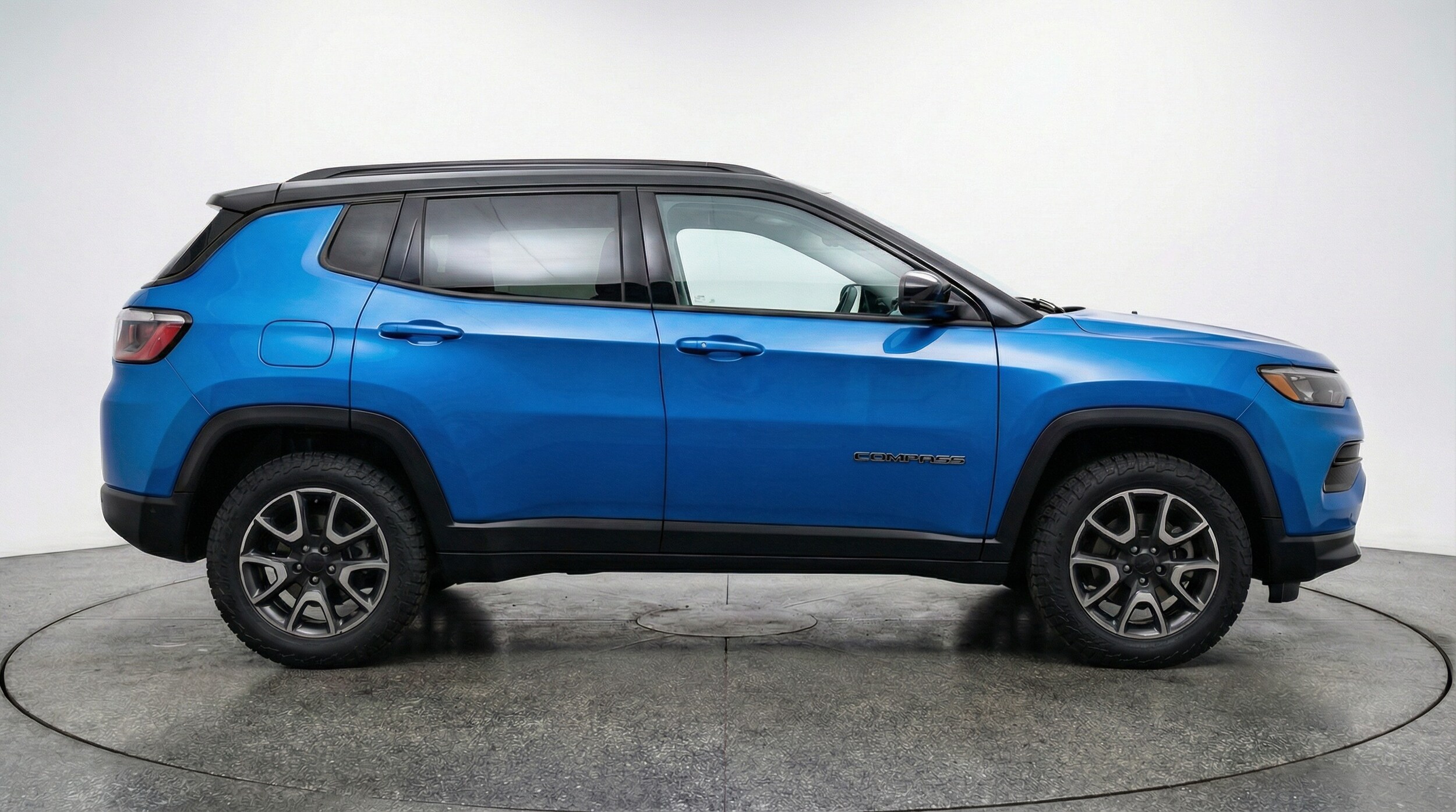 Thumbnail: 2025 Jeep Compass - 8