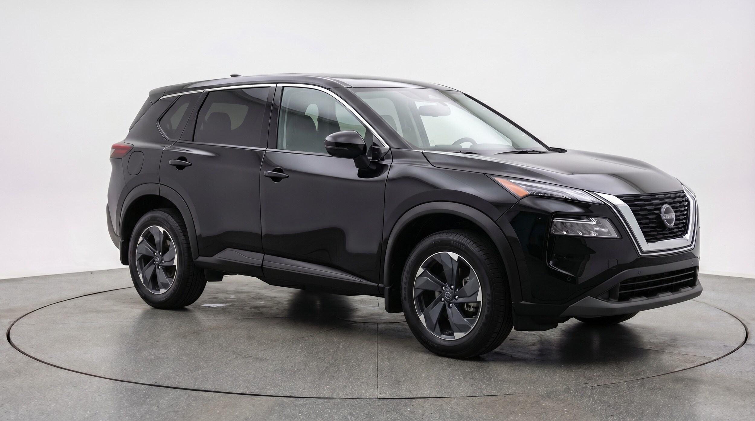 Thumbnail: 2025 Nissan Rogue - 1