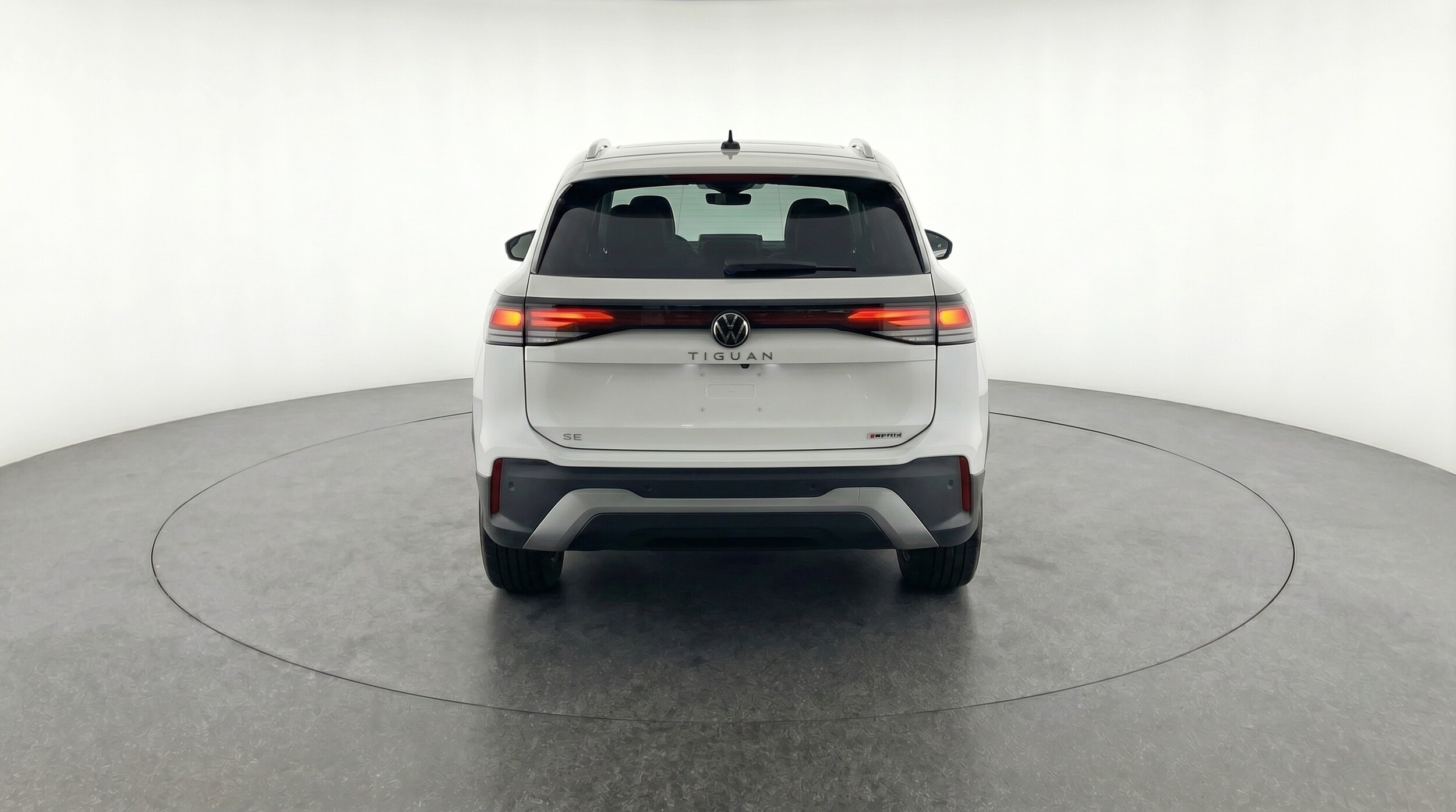 Thumbnail: 2026 Volkswagen Tiguan - 6