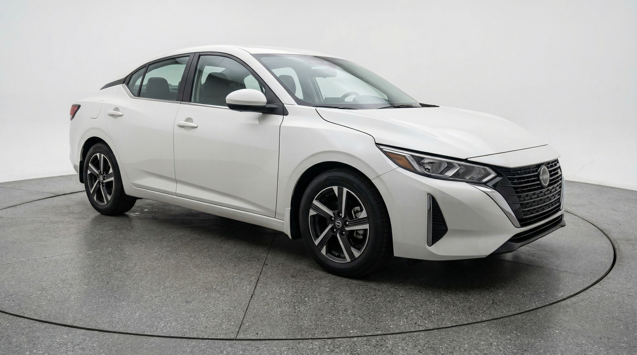 Thumbnail: 2025 Nissan Sentra - 1